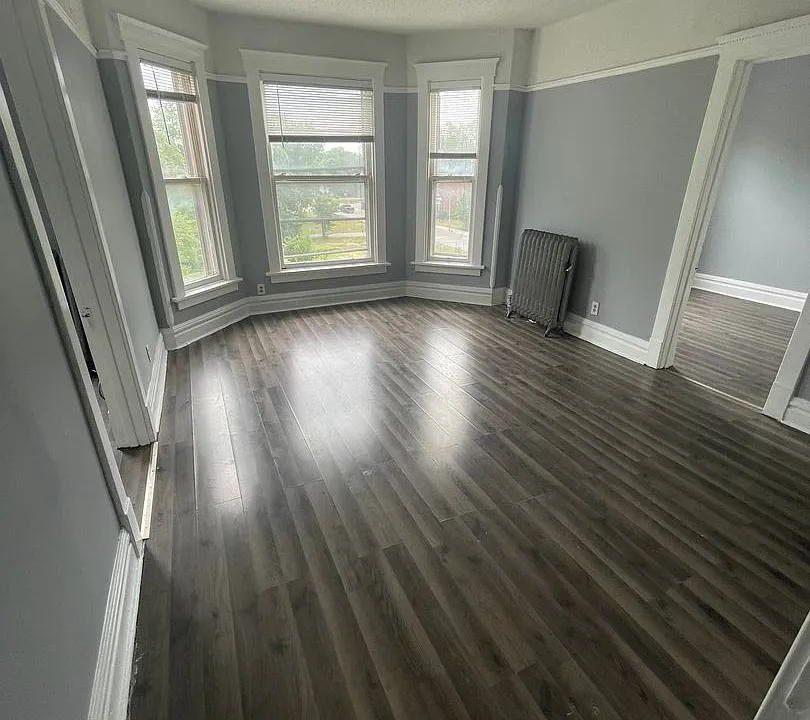 6450-6456 S Parnell Ave
