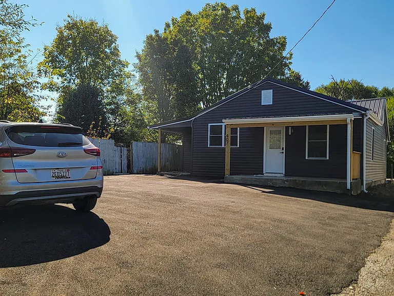 407 Bowers St — Photo 4