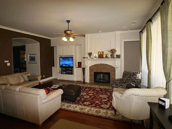 3rd image of 5701 Eaglebend Dr