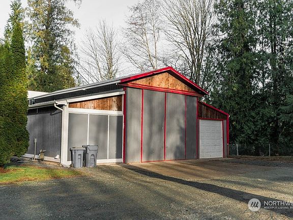 2nd image of 404 11th Street