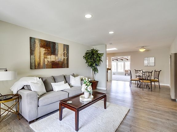 4th image of 10964 Martinique Way