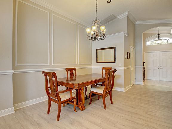 5th image of 7554 Caprio Dr