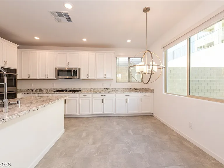 12412 Ocean Tiller Ave — Photo 10
