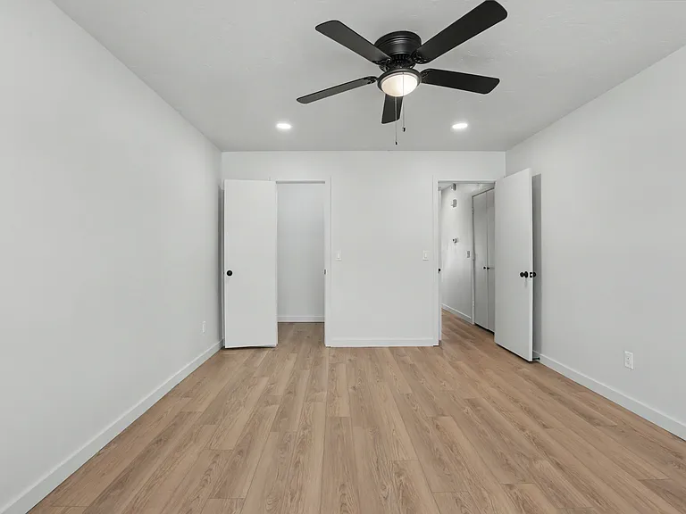2729 NW 58th St #1 — Photo 19