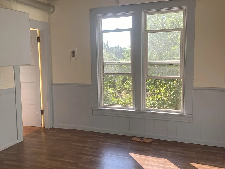 612 E Magnolia St — Photo 13