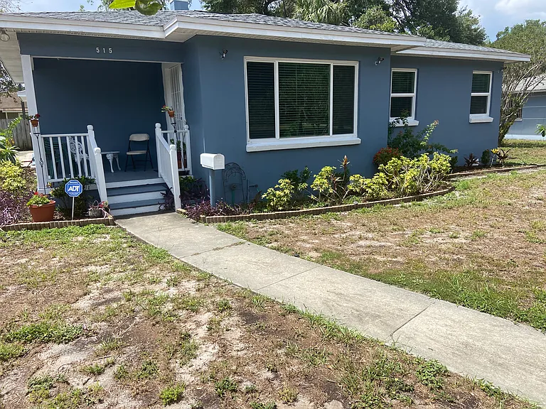 515 E Adalee St — Photo 2