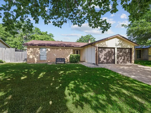 6529 Wooddale Dr, Watauga, TX 76148