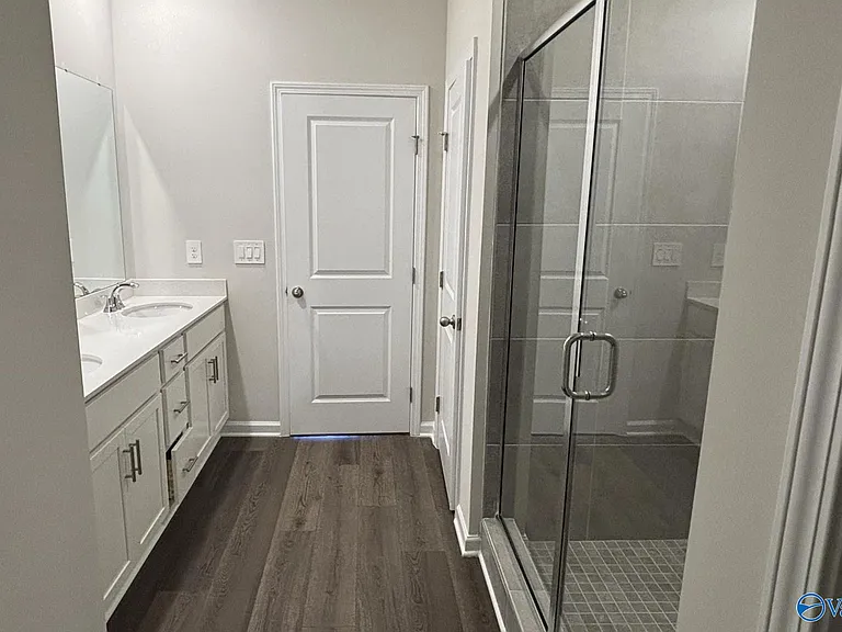 8204 Huspa Ave — Photo 16
