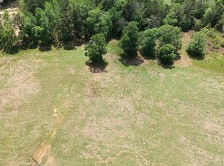 131 Green Valley Trl, Hillister, TX 77624