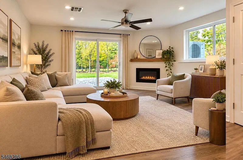 2 bed, 1.0 bath, $2,200 — Photo 3