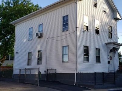 74 Warren St, Providence, RI, 02907