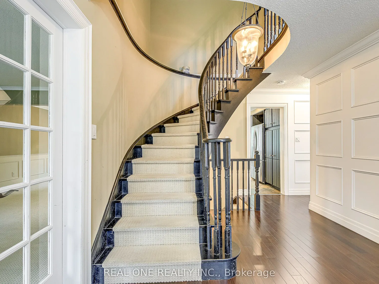 4 bed, $5,000 — Photo 4