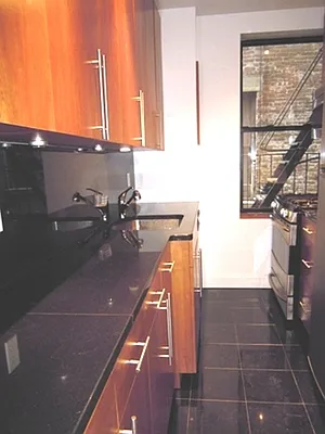 Rented by Metropolitan Equities | media 16