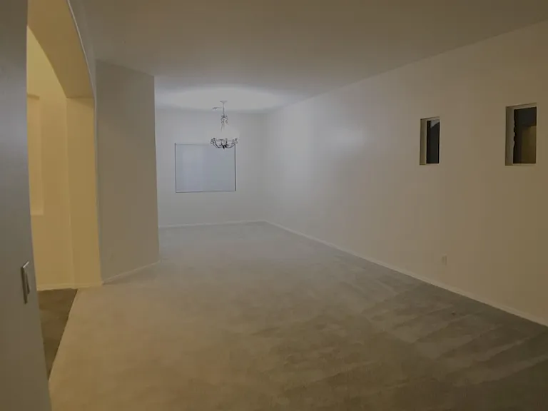 17584 W Acacia Ct — Photo 12