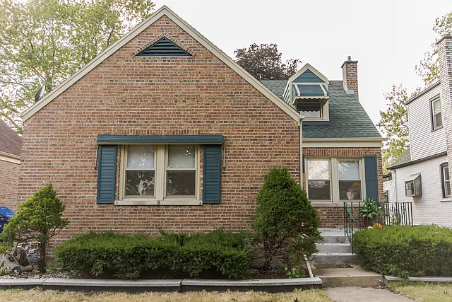 12038 Maple Ave photo 1