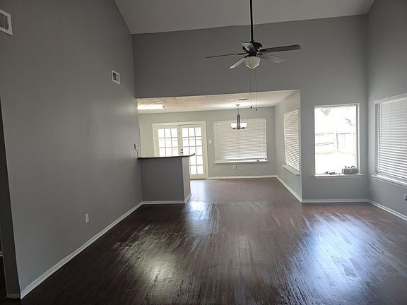 2nd image of 23926 Silversmith Ln