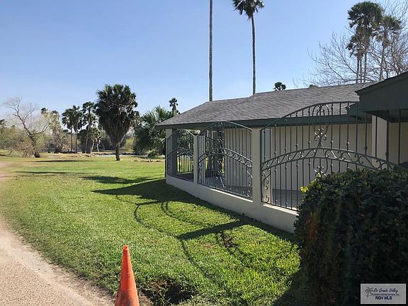 3rd image of 214 El Verde Ln