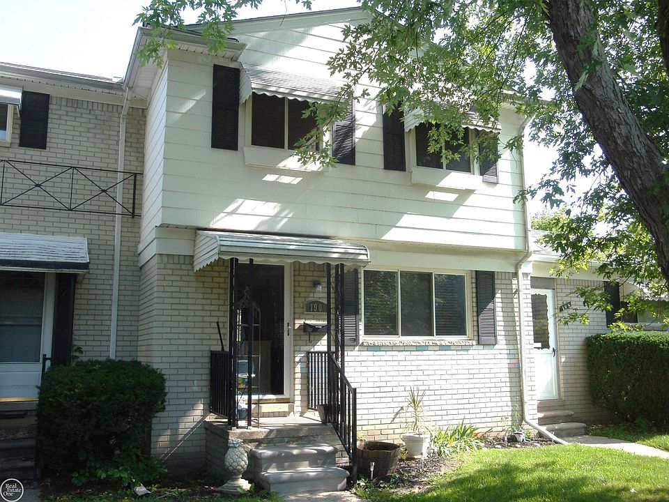 1st image of 190 N Christine Cir
