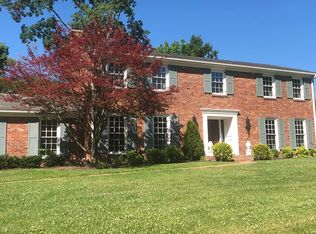 7602 Wesleyan Pl, Louisville, KY 40242