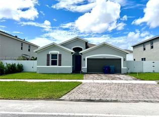 13240 SW 272nd St, Homestead, FL 33032