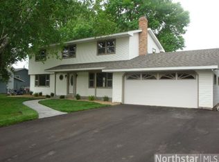 905 9th St, Farmington, MN 55024