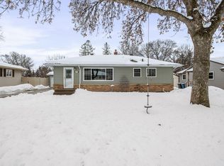 1021 2nd St NW, New Brighton, MN 55112