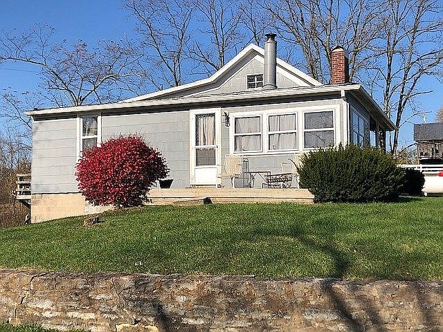 2nd image of 475 Graces Run Rd