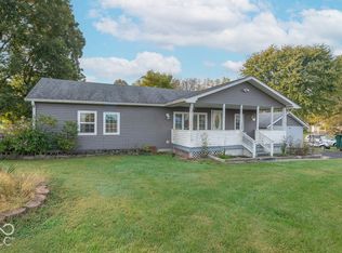 565 W Greencastle Rd, Mooresville, IN 46158