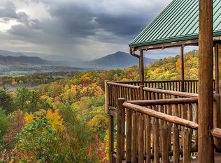 3030 Wears Overlook Ln, Sevierville, TN 37862