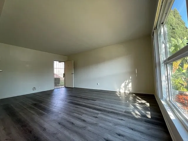 1811 W Sallie Ln #D1 — Photo 24