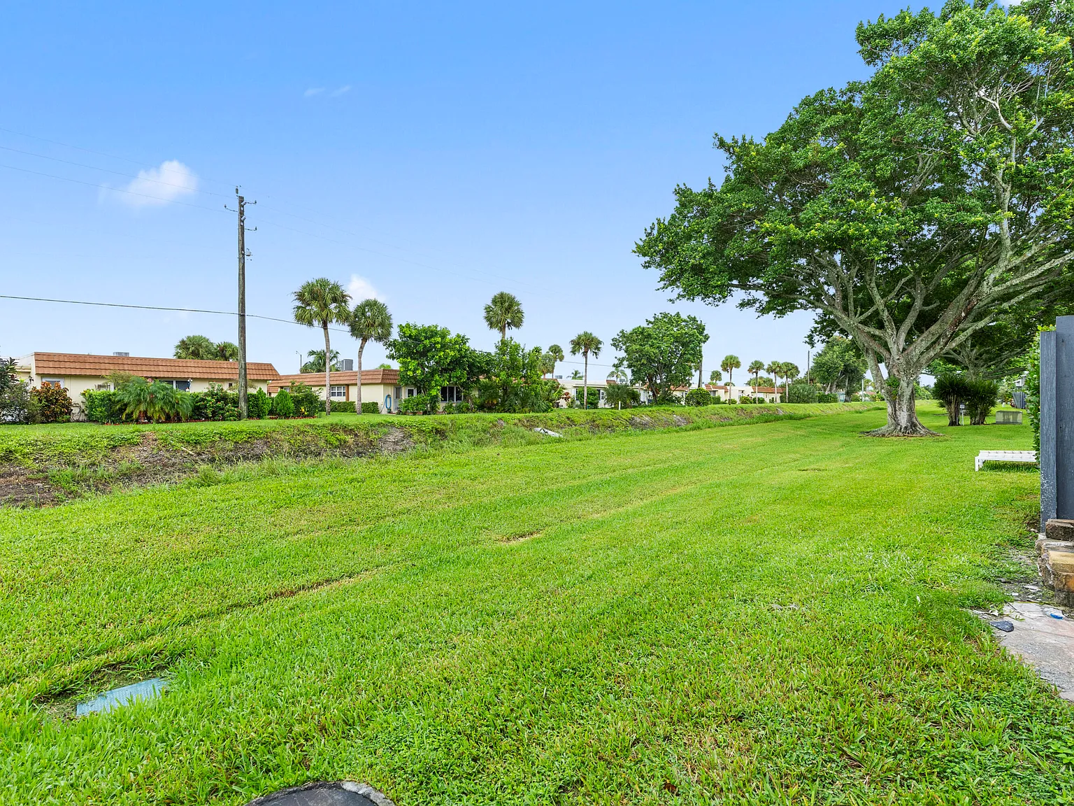 2 bed, 2.5 bath, 1234 sqft, $2,250 — Photo 4