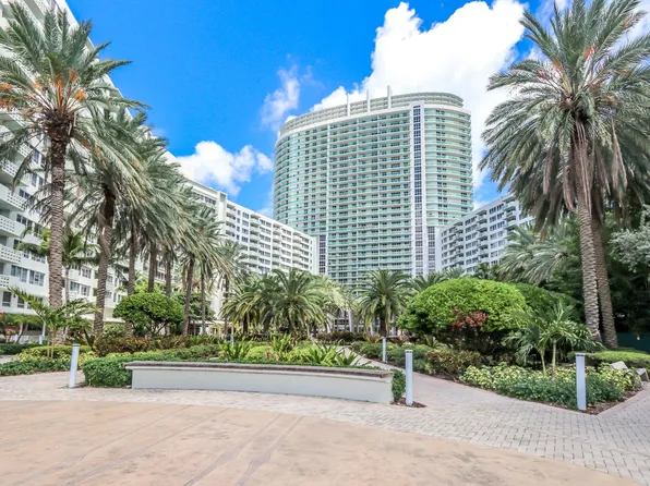 1500 Bay Rd, Miami Beach, FL