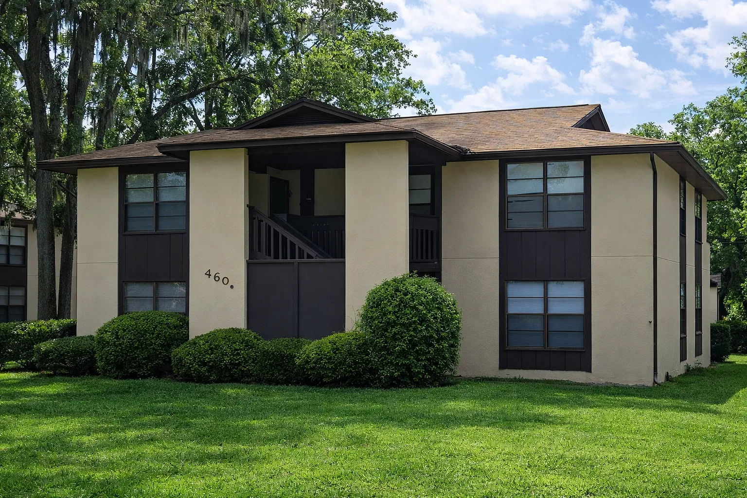 460 Crabapple Court - B — Photo 1