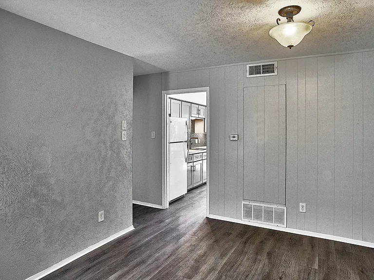 10817 Sandpiper Ln — Photo 6