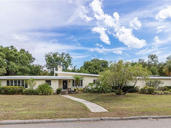 2nd image of 487 Palm Ln