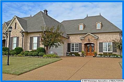 2nd image of 6880 Dakota Cir N