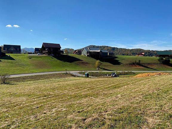 4th image of 70 Clear Valley Dr Lot 70
