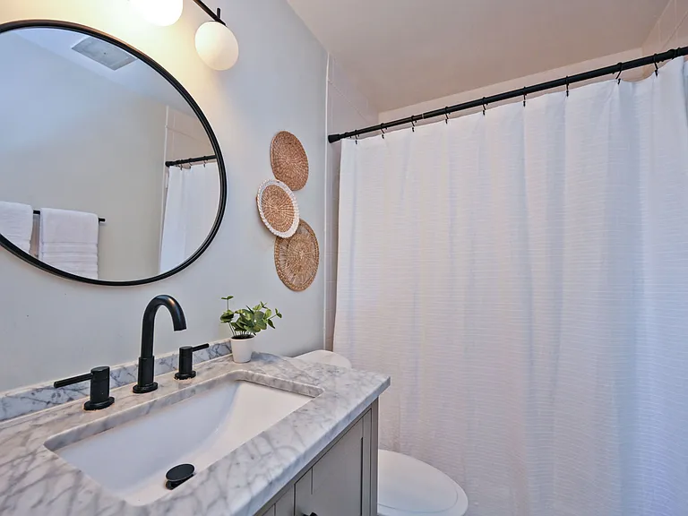 1815 William Howard Taft Rd #701 — Photo 21