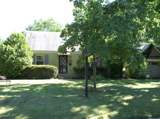 37 Oak Ave, Pequannock, NJ 07440