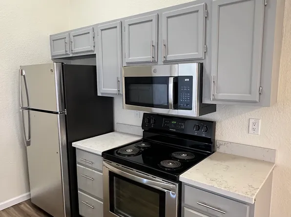 5236 W Peoria Ave APT 220, Glendale, AZ 85302