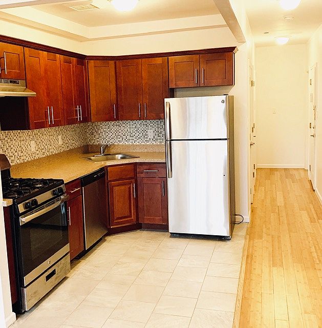 1st image of 3566 Canal Ave Fl 3rd