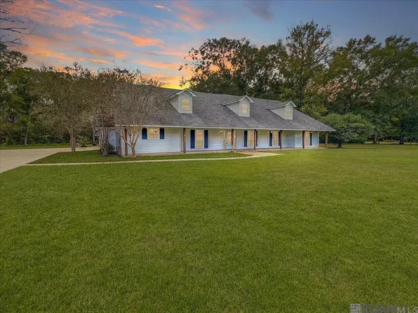 12132 Solitude Ln, Zachary, LA 70791