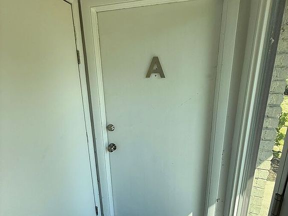 2nd image of 643 W Park Ave APT A