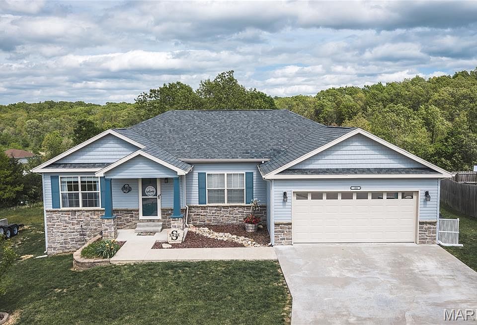 1st image of 106 Sandstone Dr