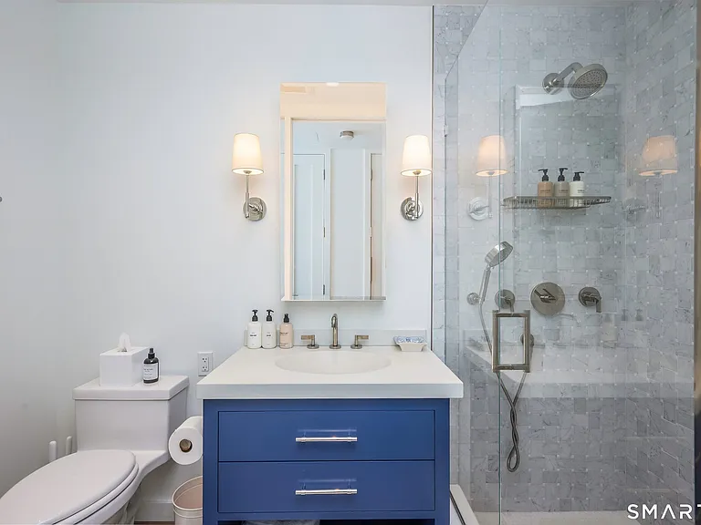 111 Rowayton Ave #201 — Photo 23