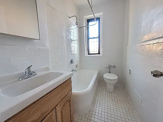 2296 Grand Concourse #3F — Photo 7