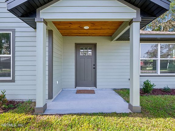 5th image of 570 SW 5TH Street