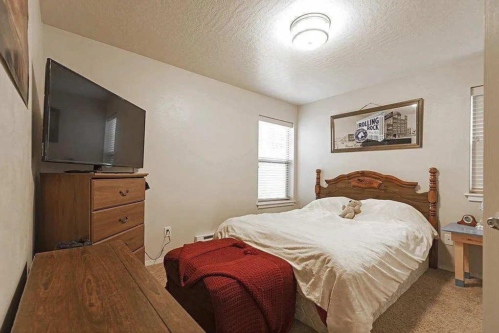 1 bed, 640 sqft, $1,200 — Photo 4
