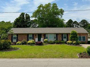 1908 Ames Cir E, Chesapeake, VA 23321