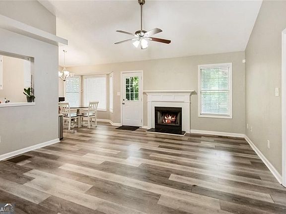 2nd image of 45 White Oak Dr SE